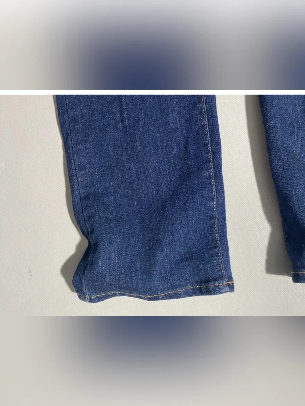 Signature by Levi Strauss used good